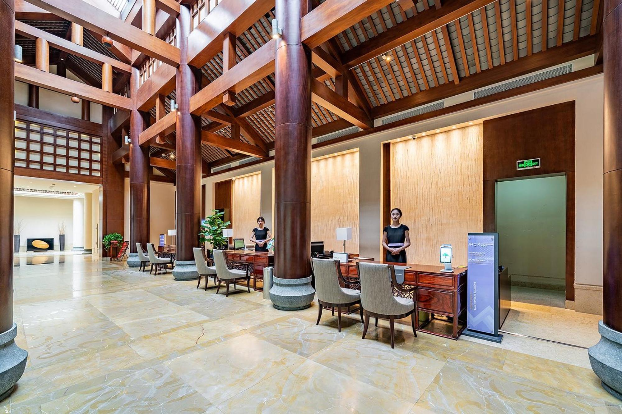 Holiday Inn Resort Chaohu Hot Spring By Ihg Хефей Екстериор снимка