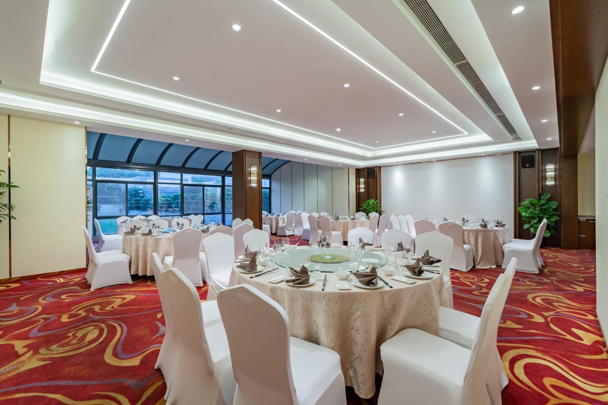 Holiday Inn Resort Chaohu Hot Spring By Ihg Хефей Екстериор снимка